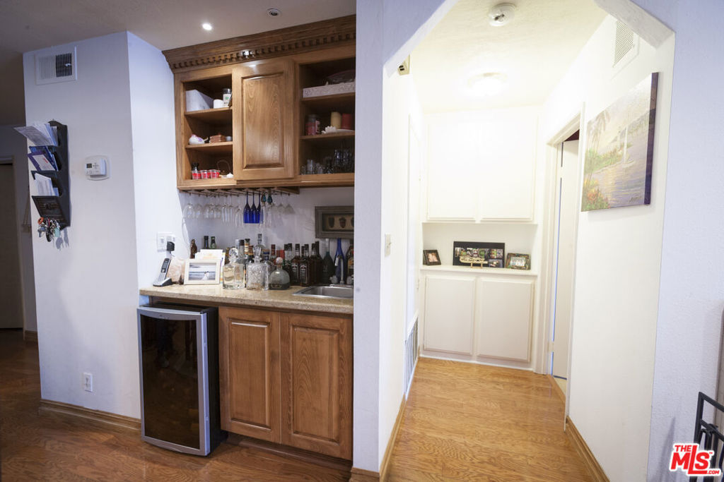 310 Tahiti Way Unit: 106