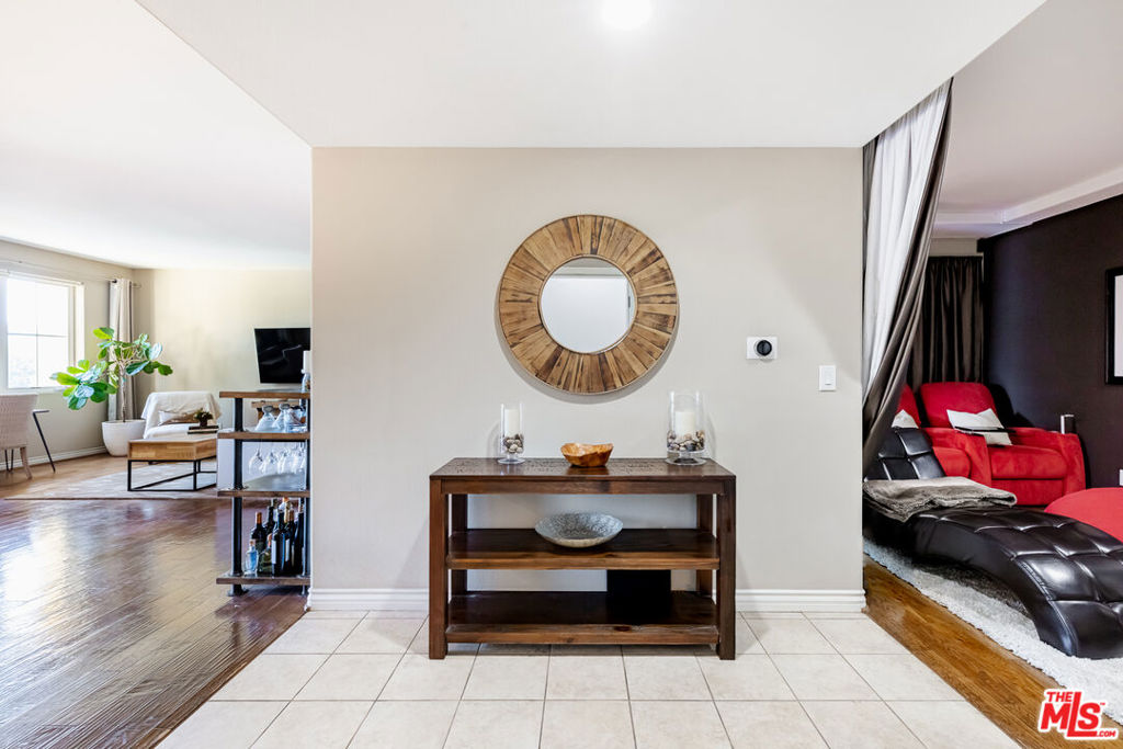 12449 KLING Street Unit: PH1