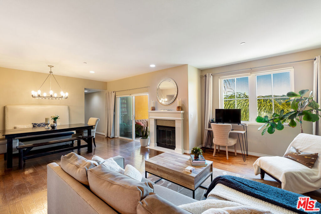 12449 KLING Street Unit: PH1