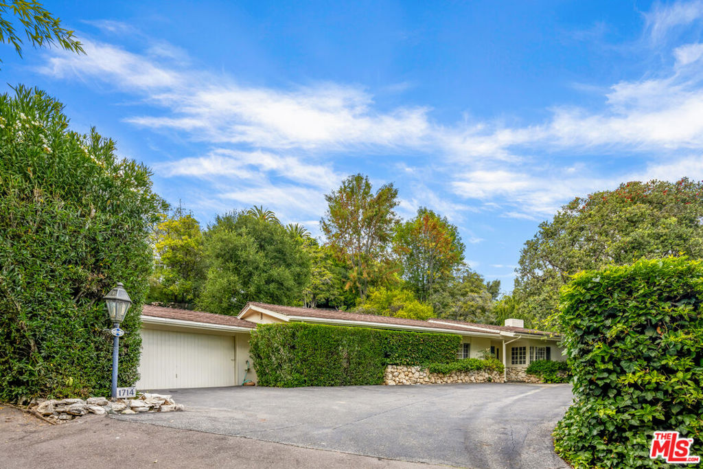 1714 WESTRIDGE Road
