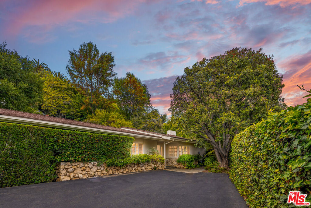 1714 WESTRIDGE Road