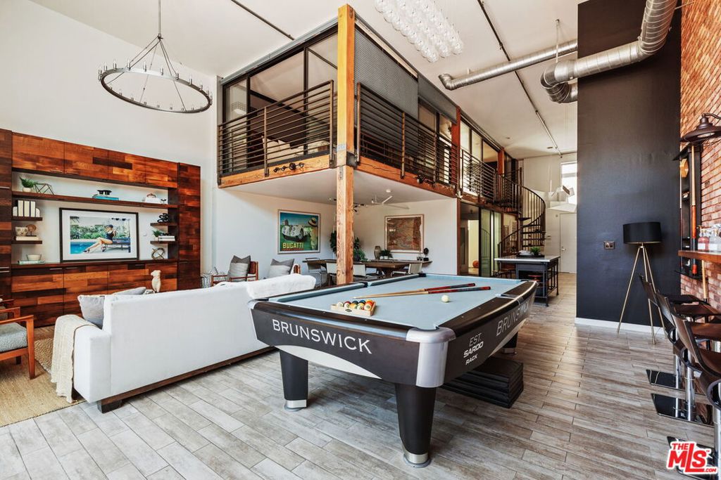 4115 GLENCOE Avenue Unit: 108
