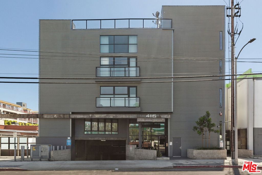 4115 GLENCOE Avenue Unit: 108