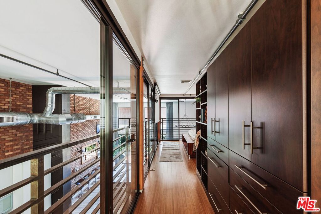 4115 GLENCOE Avenue Unit: 108