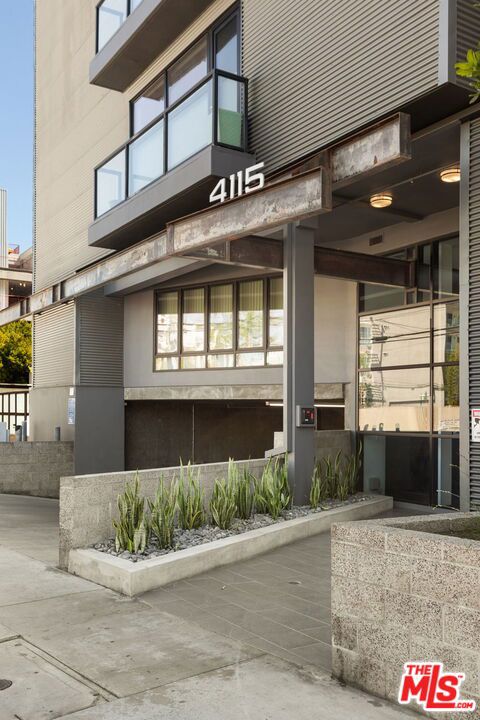 4115 GLENCOE Avenue Unit: 108