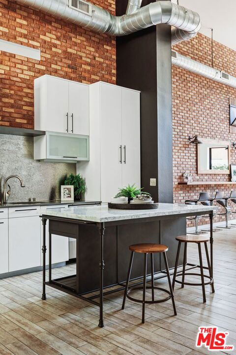 4115 GLENCOE Avenue Unit: 108