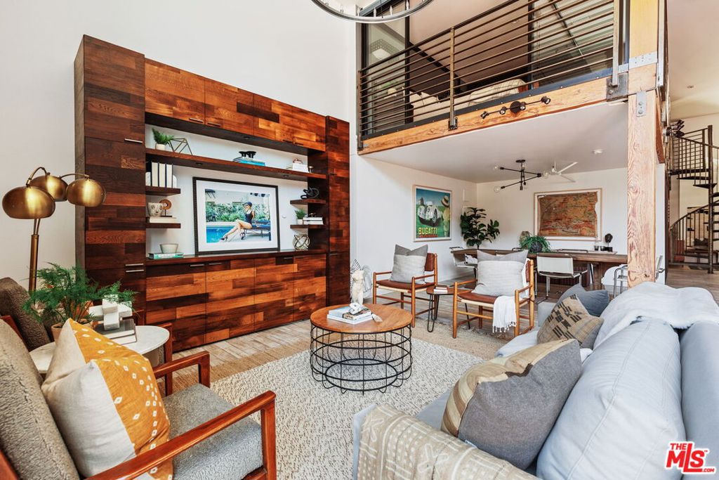 4115 GLENCOE Avenue Unit: 108