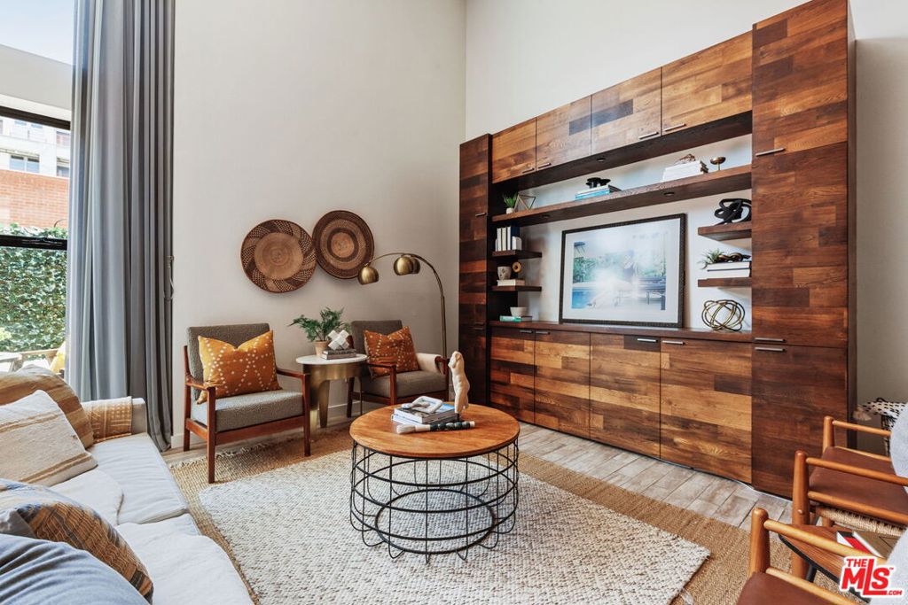 4115 GLENCOE Avenue Unit: 108