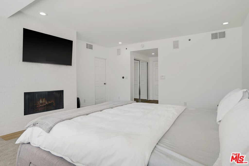 20 Ocean Park Boulevard Unit: 22