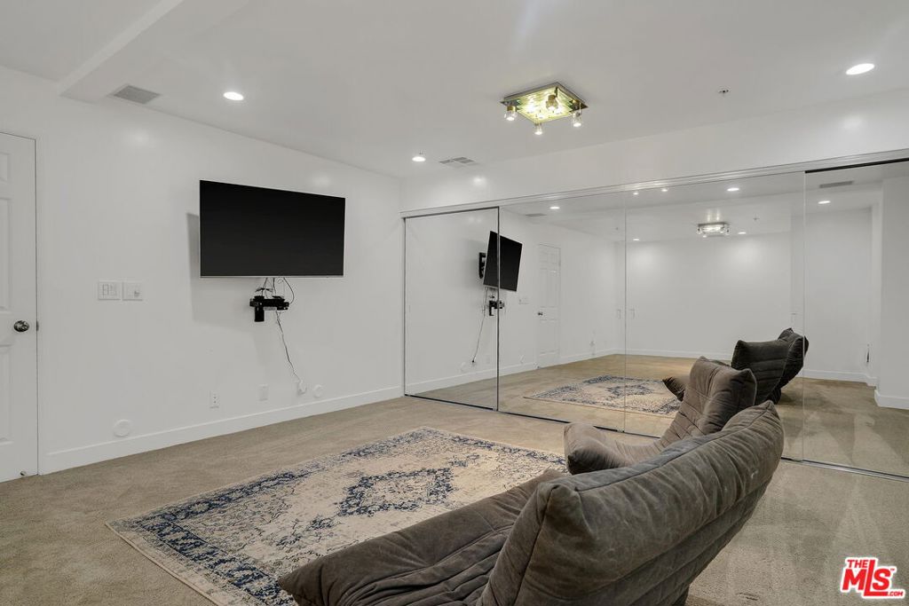 20 Ocean Park Boulevard Unit: 22