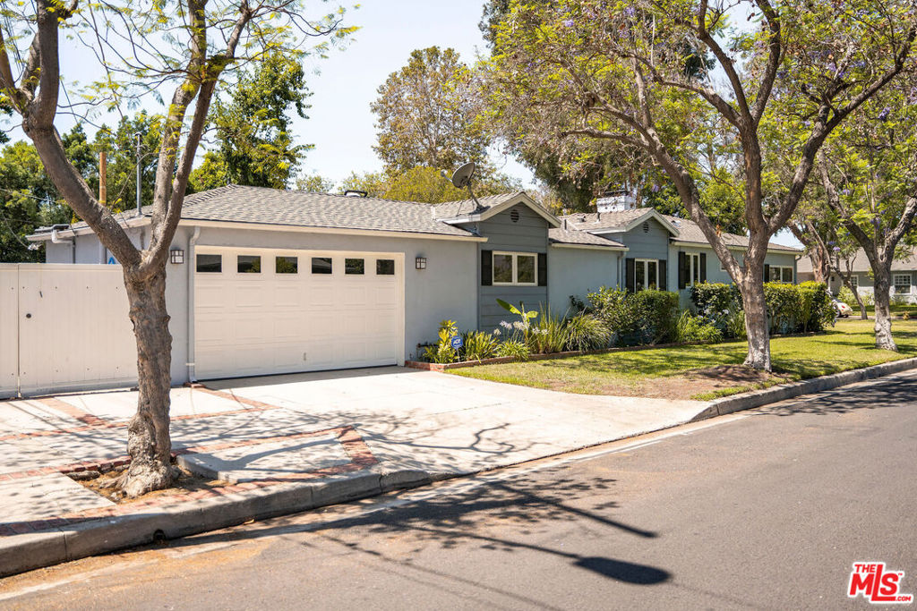 4556 Ethel Avenue