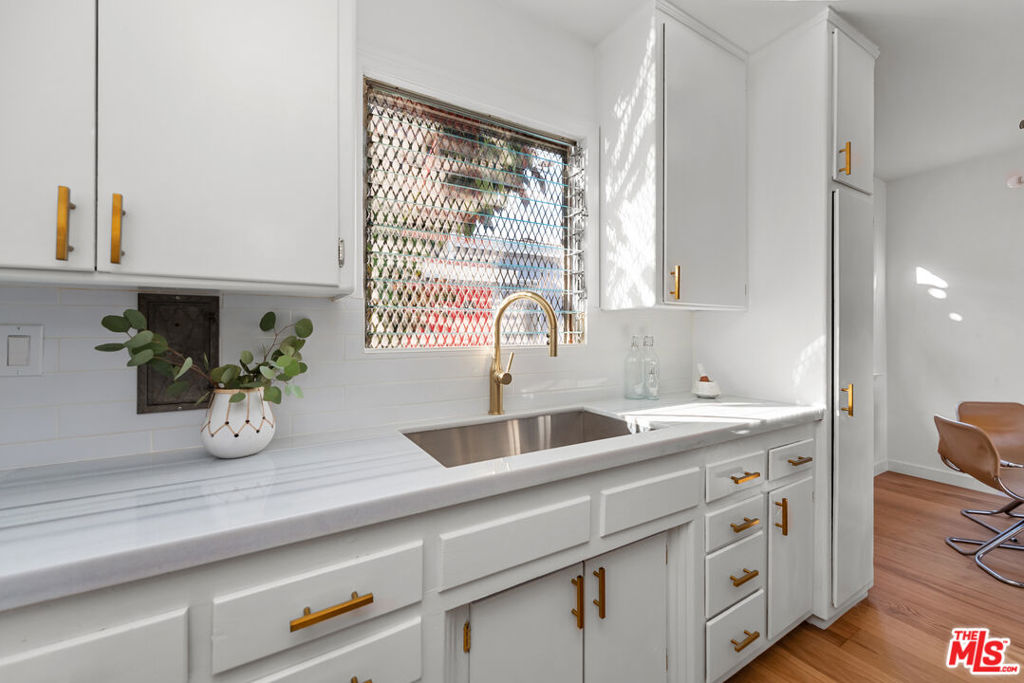 1625 Centinela Avenue Unit: G