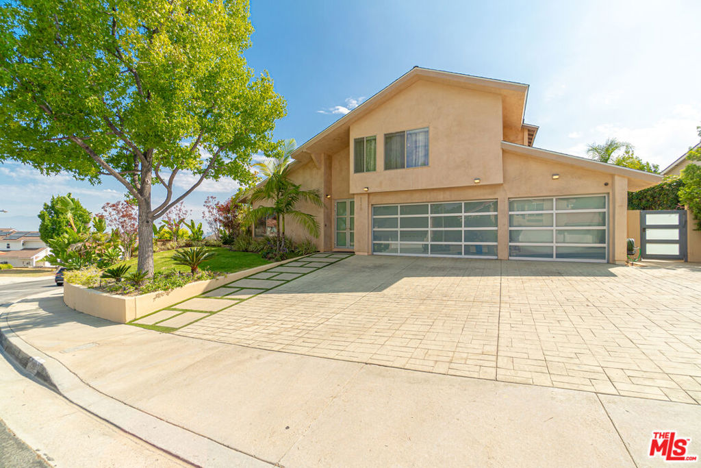 2140 Nadula Drive
