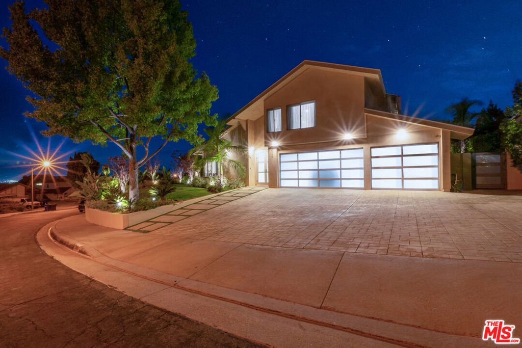 2140 Nadula Drive