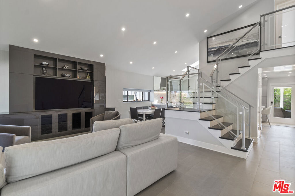 2140 Nadula Drive
