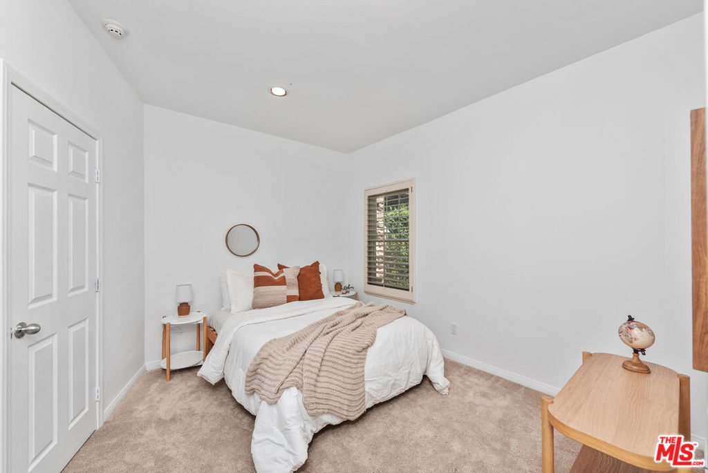 21212 Stoneford Court