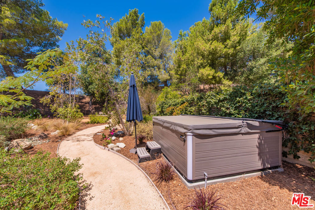 21212 Stoneford Court
