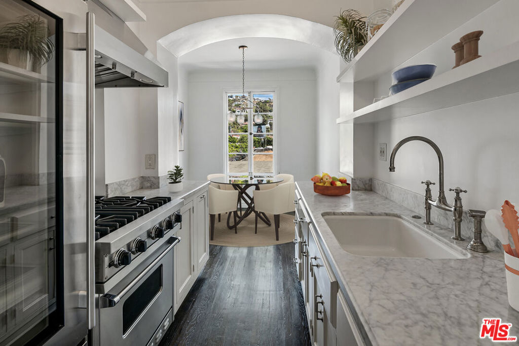 1416 Havenhurst Drive Unit: 3A 