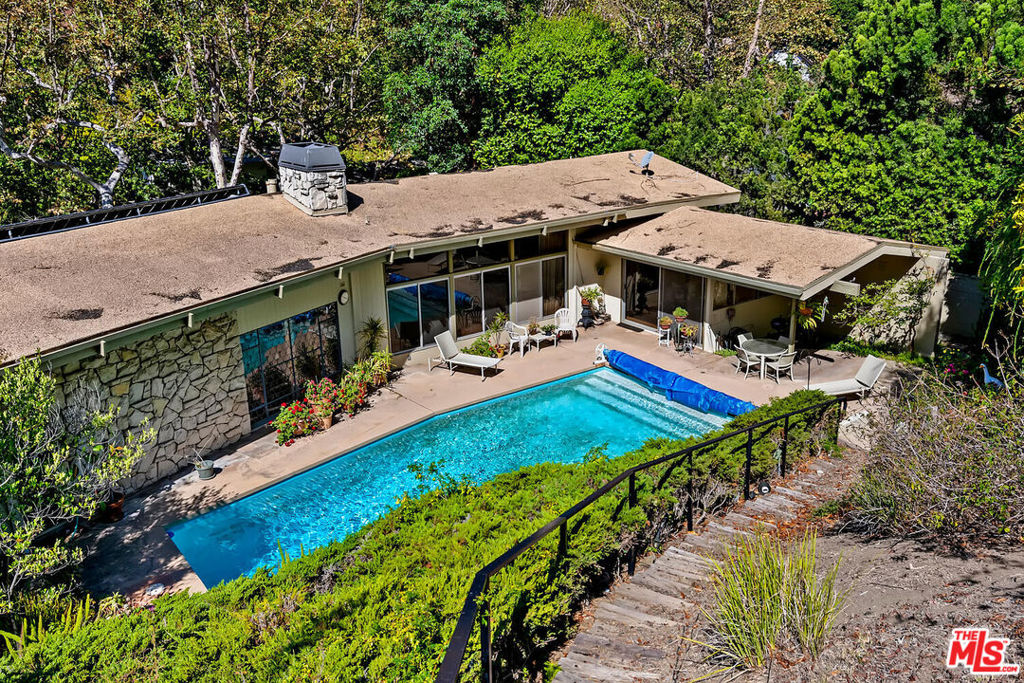 960 Chantilly Road