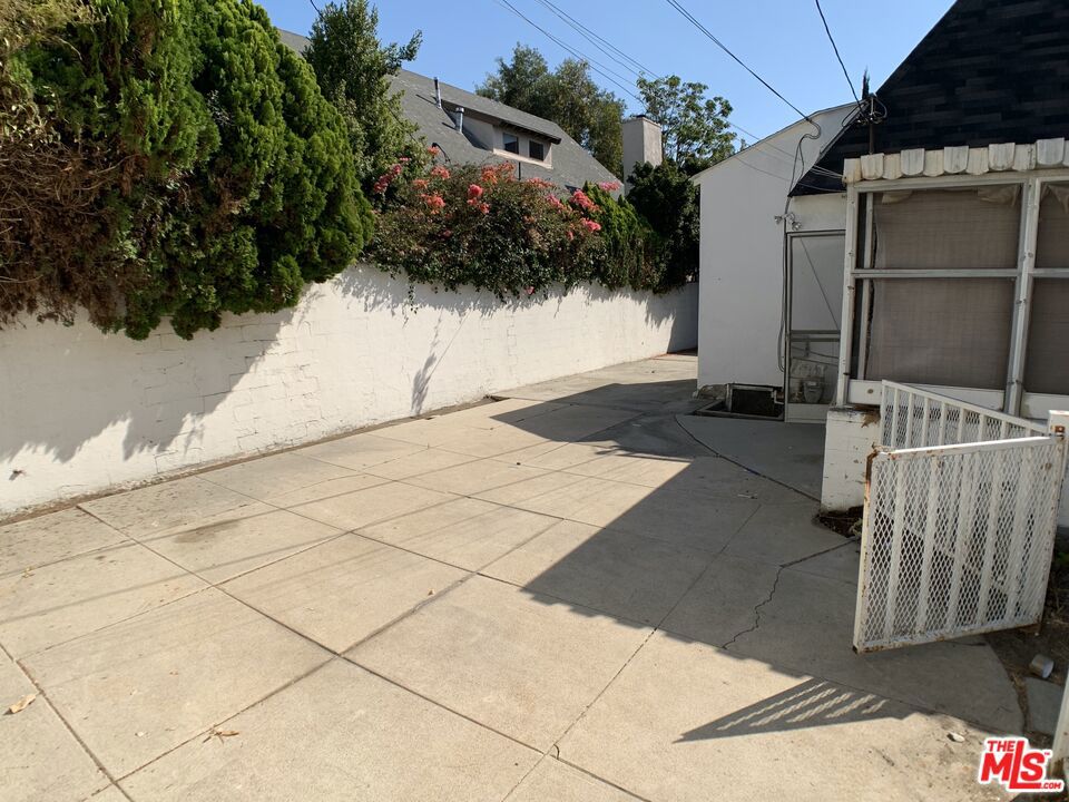353 S Wetherly Drive