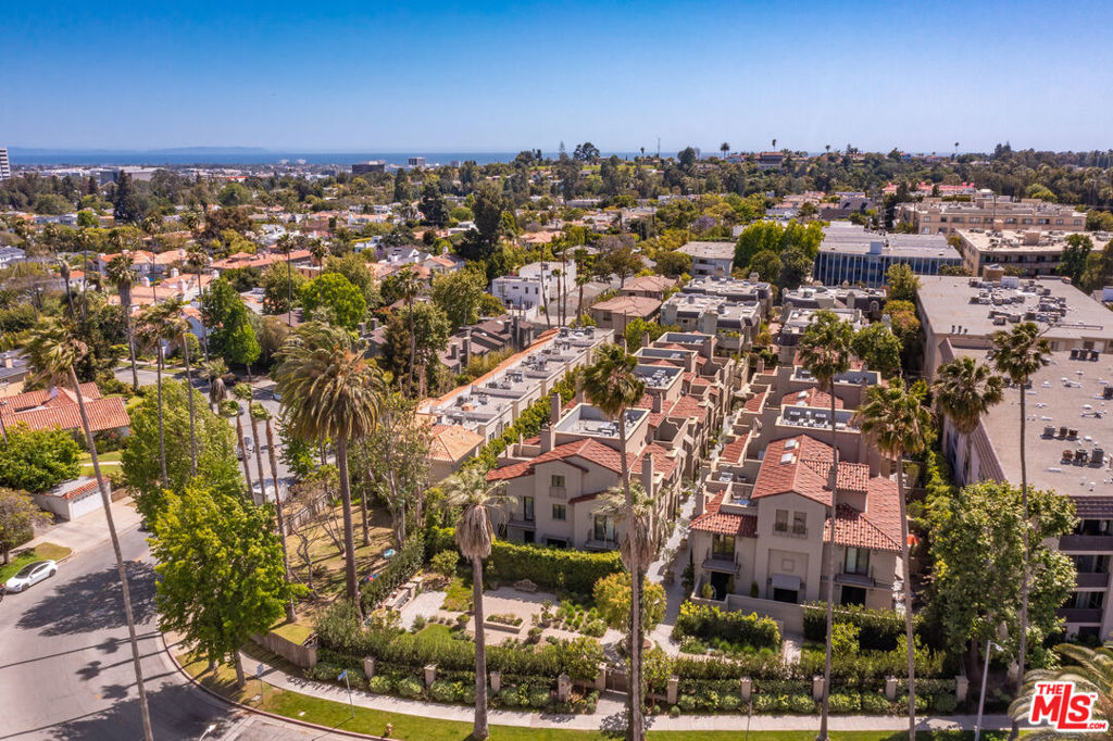 823 S Bundy Drive Unit: 112