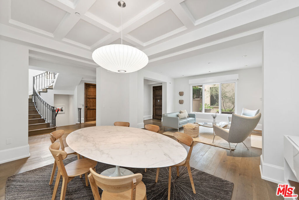 823 S Bundy Drive Unit: 112