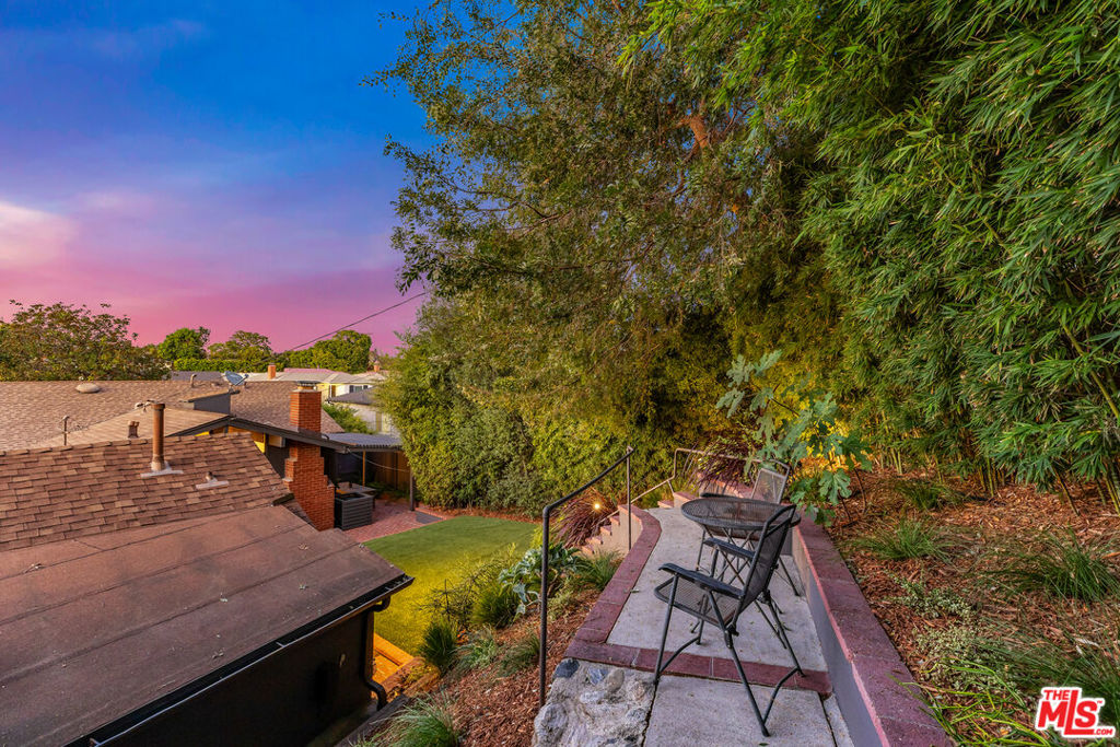 5868 W 78th Street