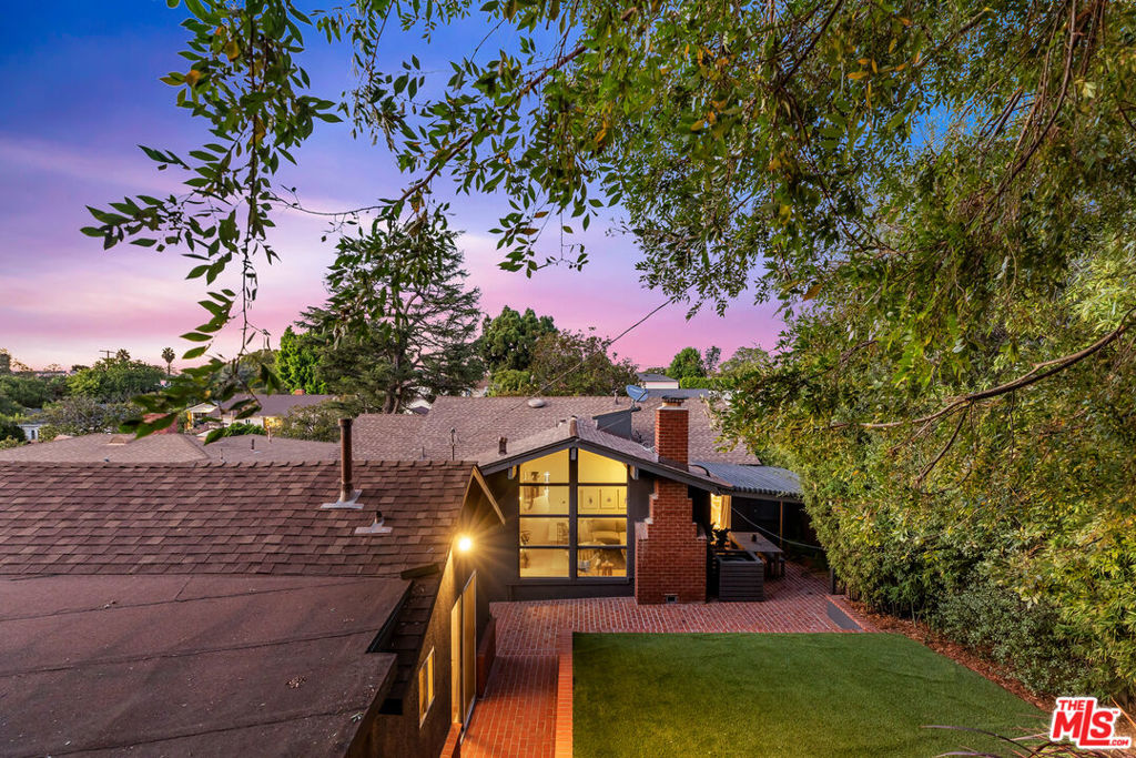 5868 W 78th Street