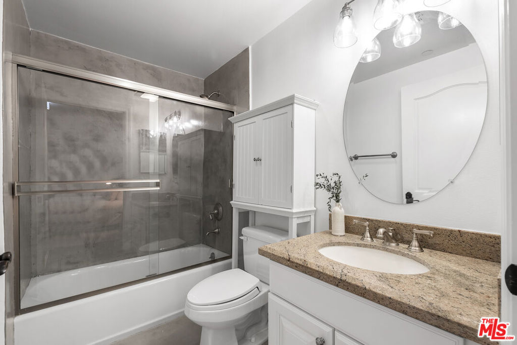 1135 Rexford Drive Unit: PH 404