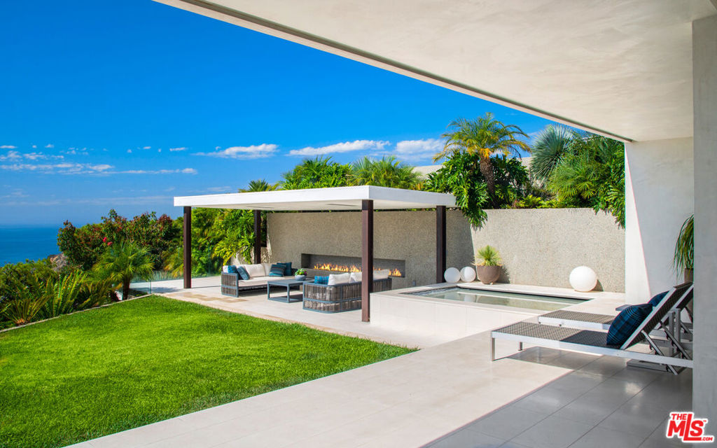 3911 Spray Lane