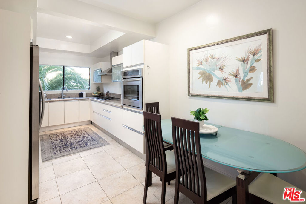 1944 Glendon Avenue Unit: 204
