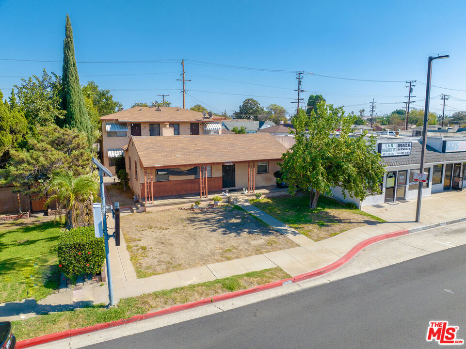 11910 Garfield Avenue