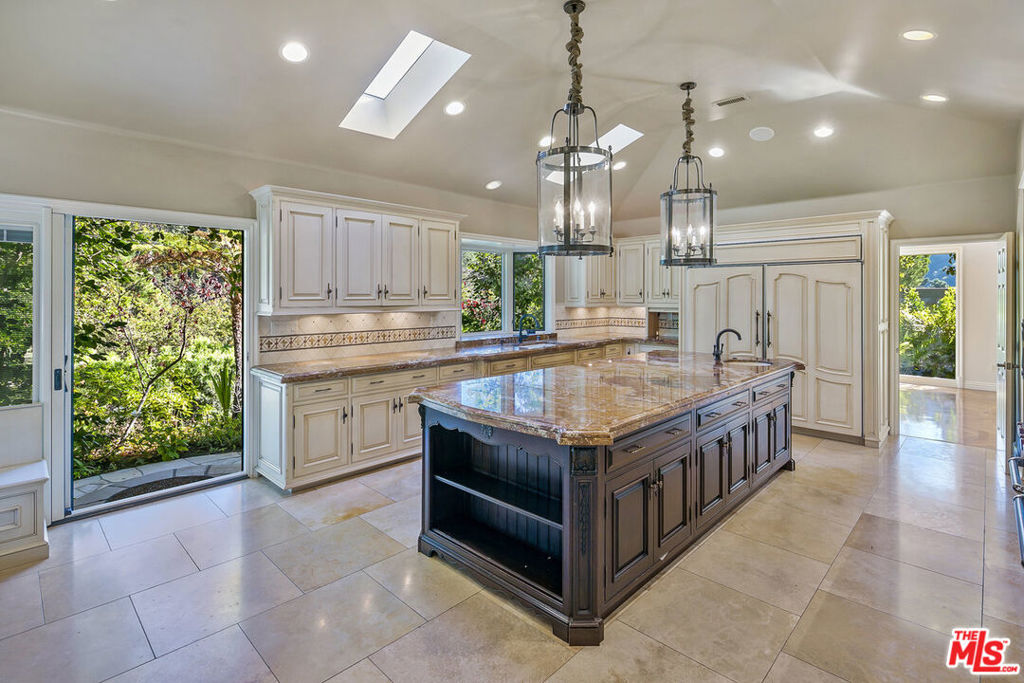 1681 Stone Canyon Road