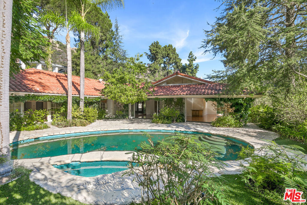 1681 Stone Canyon Road
