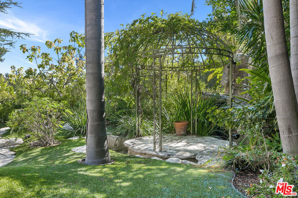 1681 Stone Canyon Road