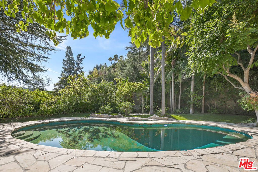 1681 Stone Canyon Road