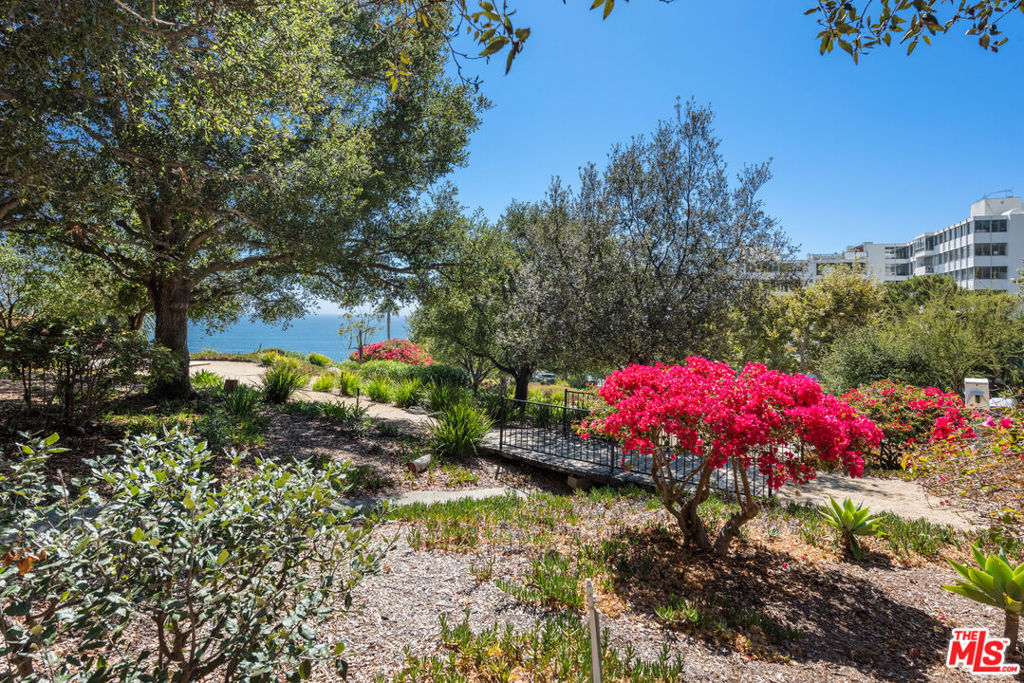 17350 Sunset Boulevard Unit: 404c