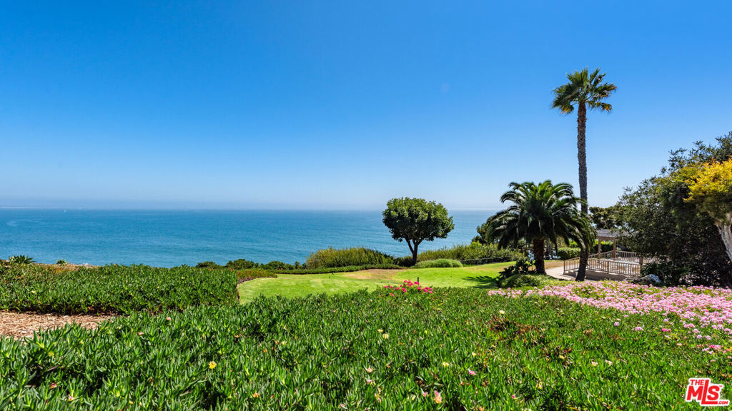 17350 Sunset Boulevard Unit: 404c