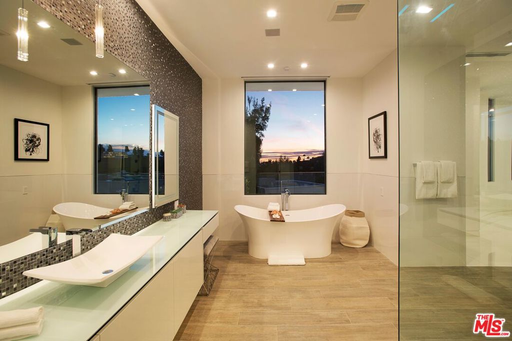 9459 Beverly Crest Drive