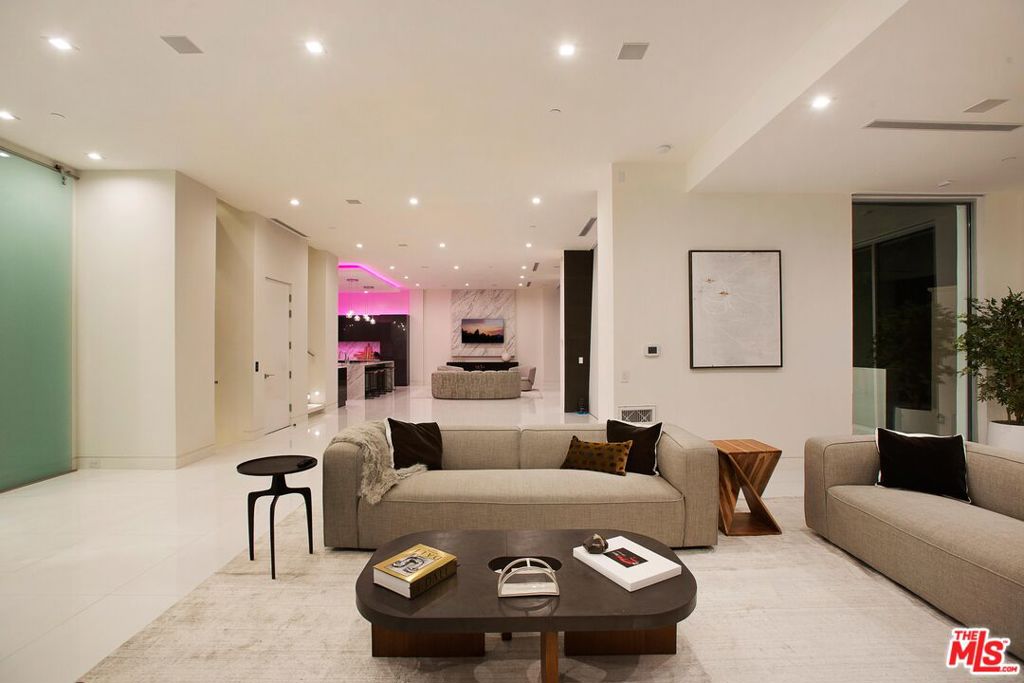 9459 Beverly Crest Drive