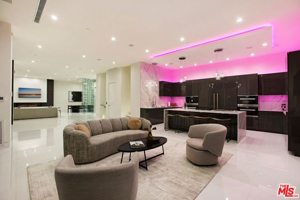 9459 Beverly Crest Drive