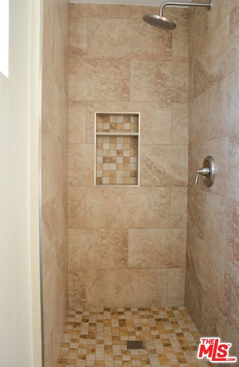 4229 W Rosecrans Avenue Unit: 4