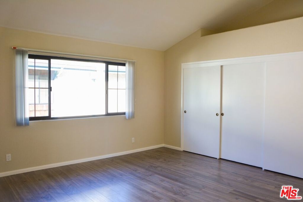 4229 W Rosecrans Avenue Unit: 4