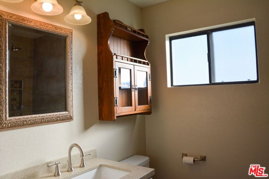 4229 W Rosecrans Avenue Unit: 4