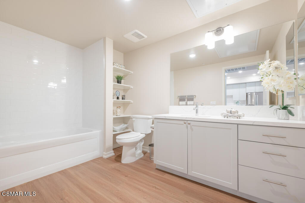 77 Conejo School Road 208