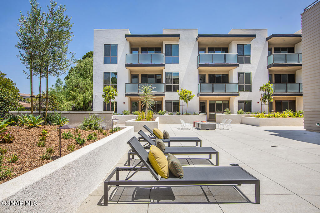 71 Conejo School Road 217