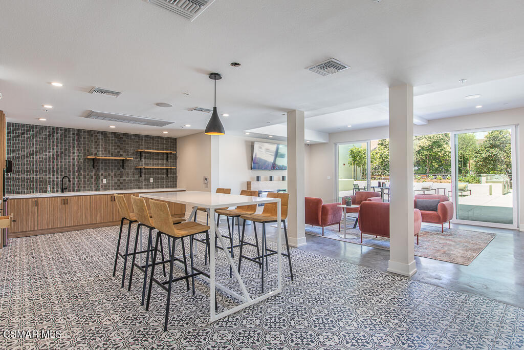 71 Conejo School Road 217