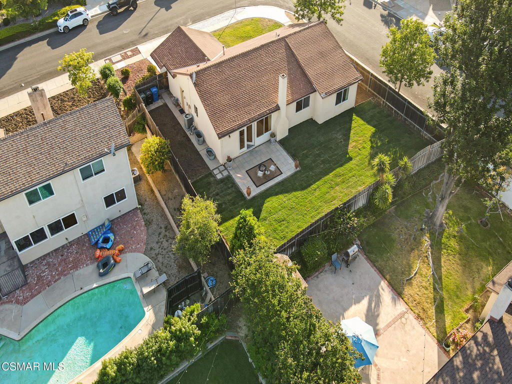 898 Oakmound Avenue