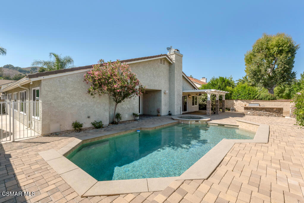 6344 Kerryhill Court