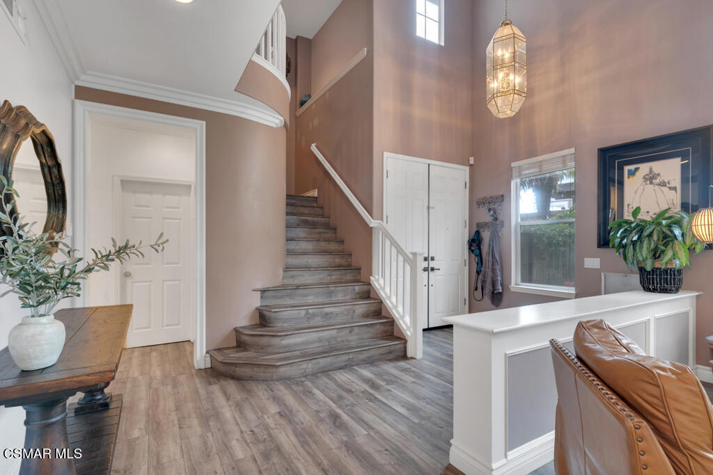 3023 Hollycrest Avenue